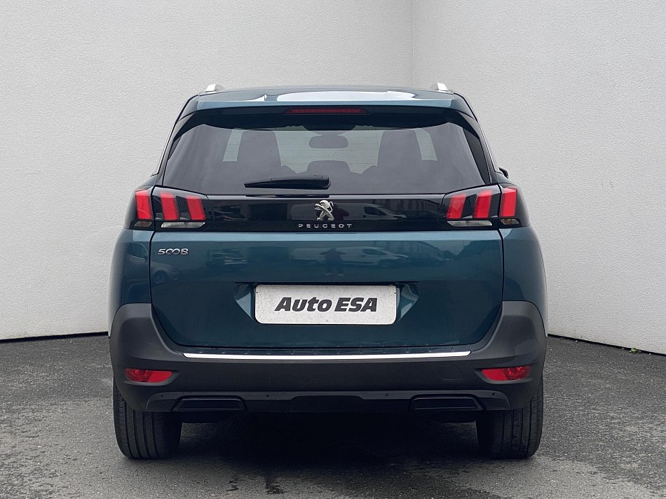 Peugeot 5008 1.5 HDi Allure