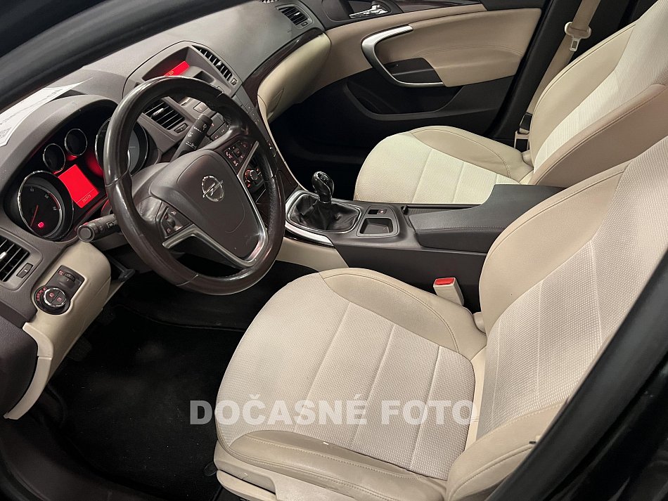 Opel Insignia 2.0CDTi 