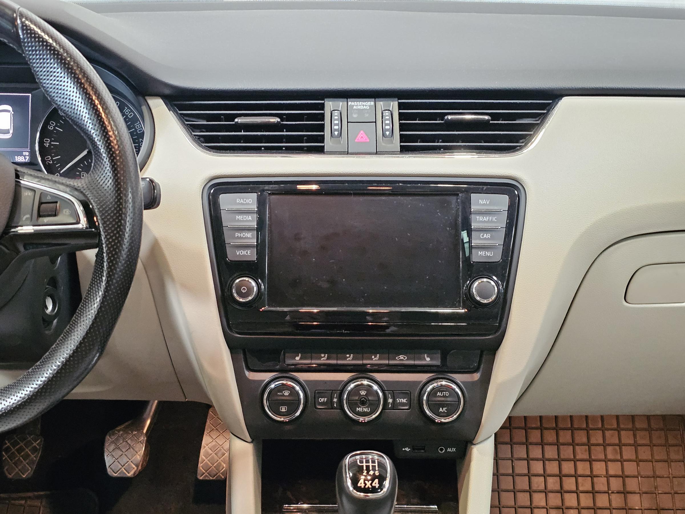 Škoda Octavia III, 2015 - pohled č. 10