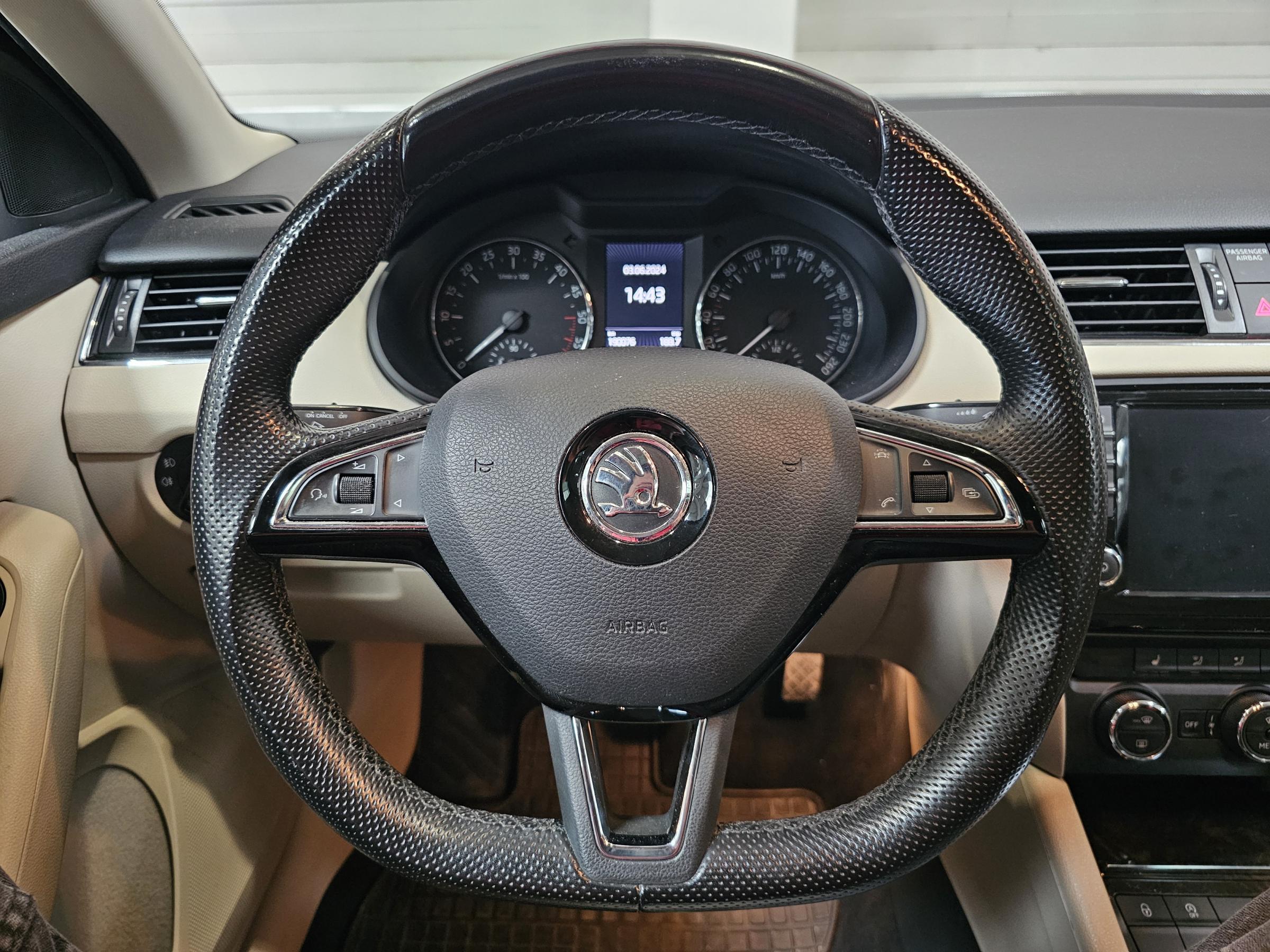 Škoda Octavia III, 2015 - pohled č. 16