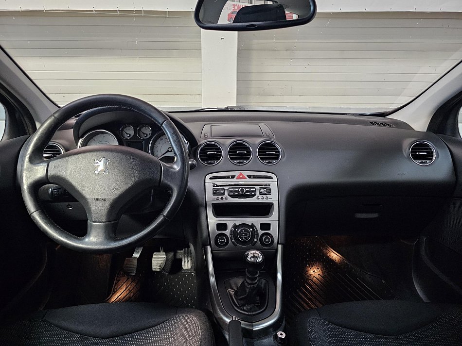 Peugeot 308 1.6 HDi 