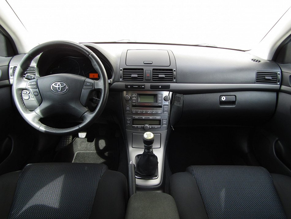 Toyota Avensis 2.2 D4D 