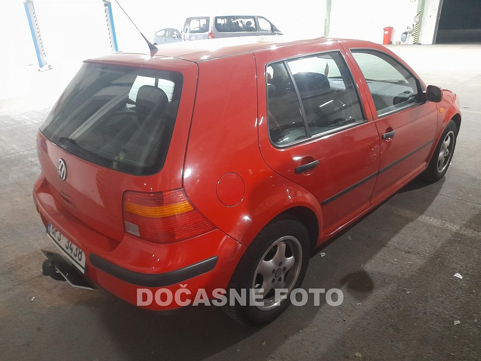 Volkswagen Golf 1.4i 