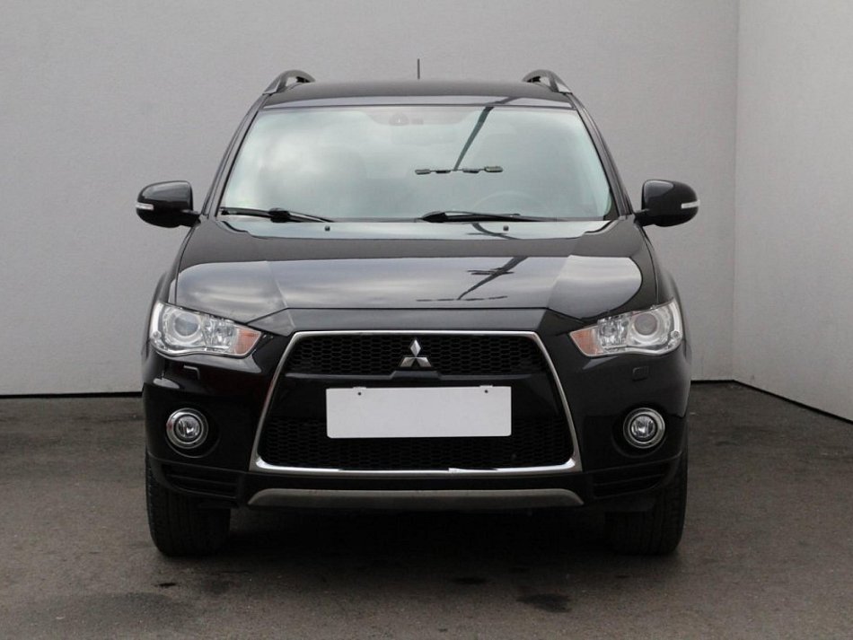 Mitsubishi Outlander 2.0Di-D  4x4