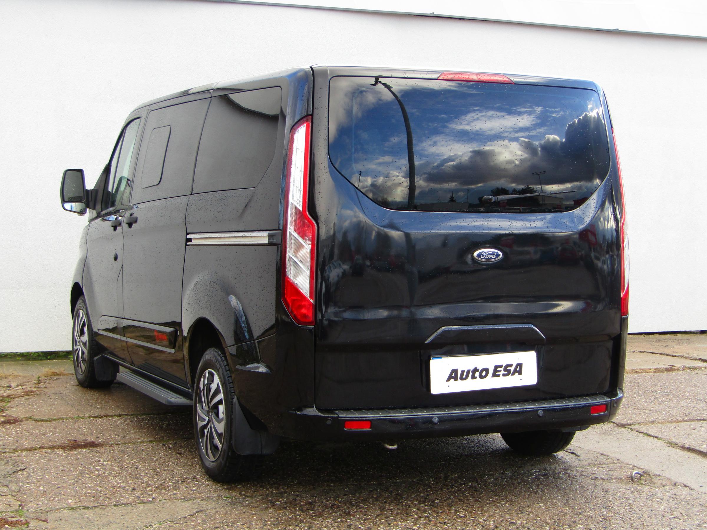 Ford Tourneo Custom, 2013 - pohled č. 4