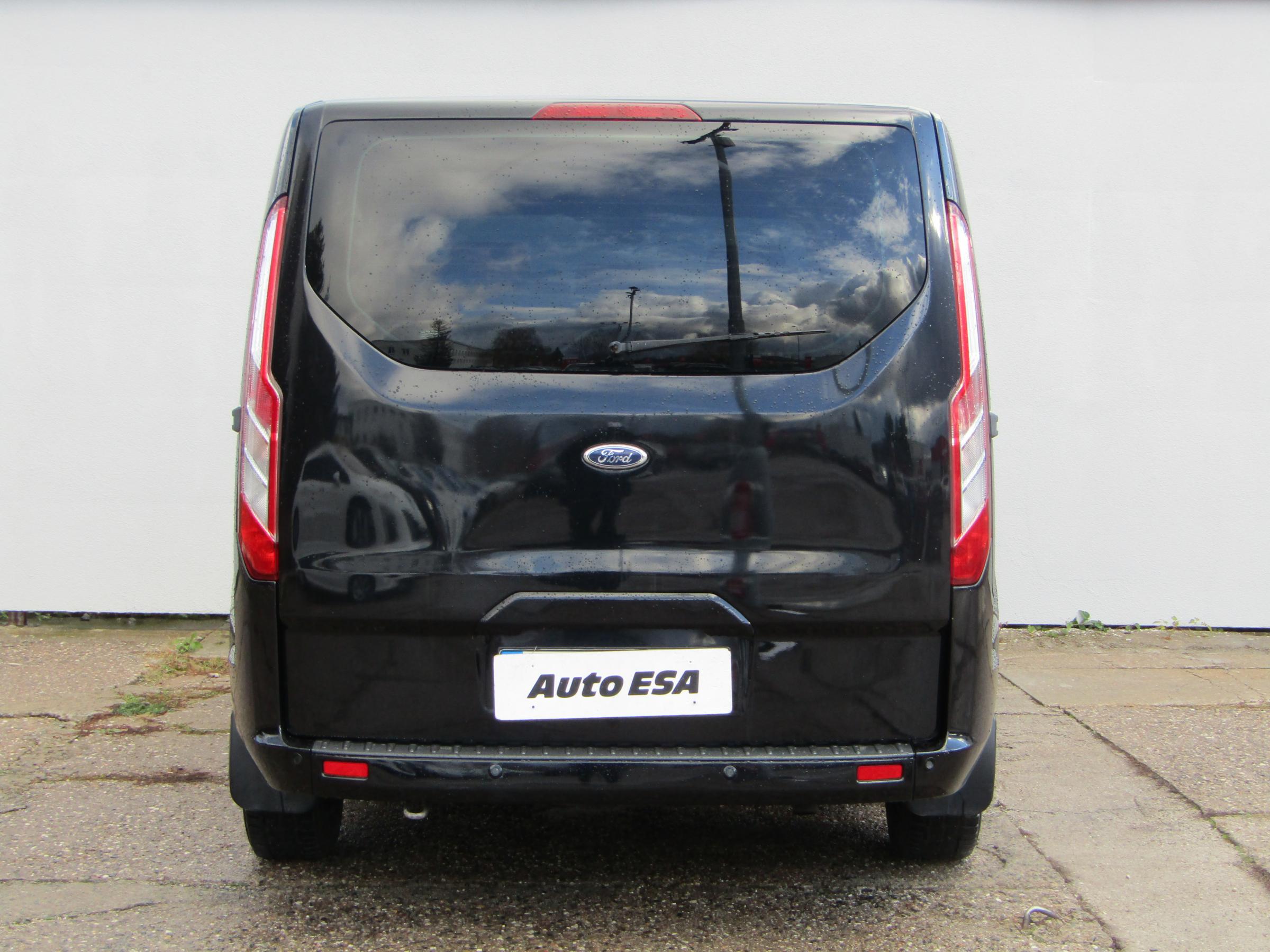 Ford Tourneo Custom, 2013 - pohled č. 5