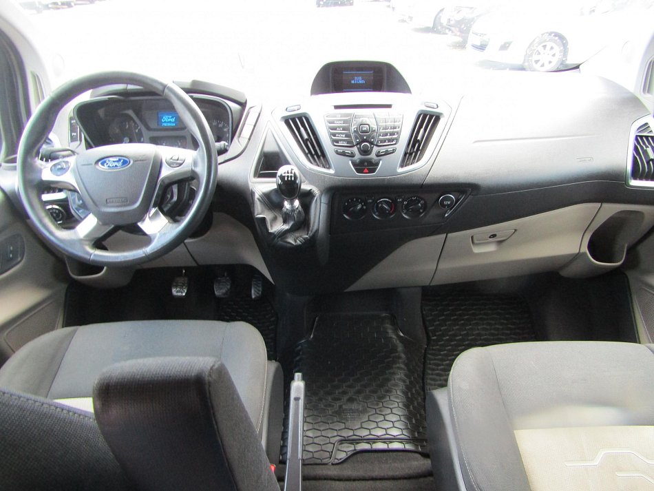 Ford Tourneo Custom 2.2TDCi Limited