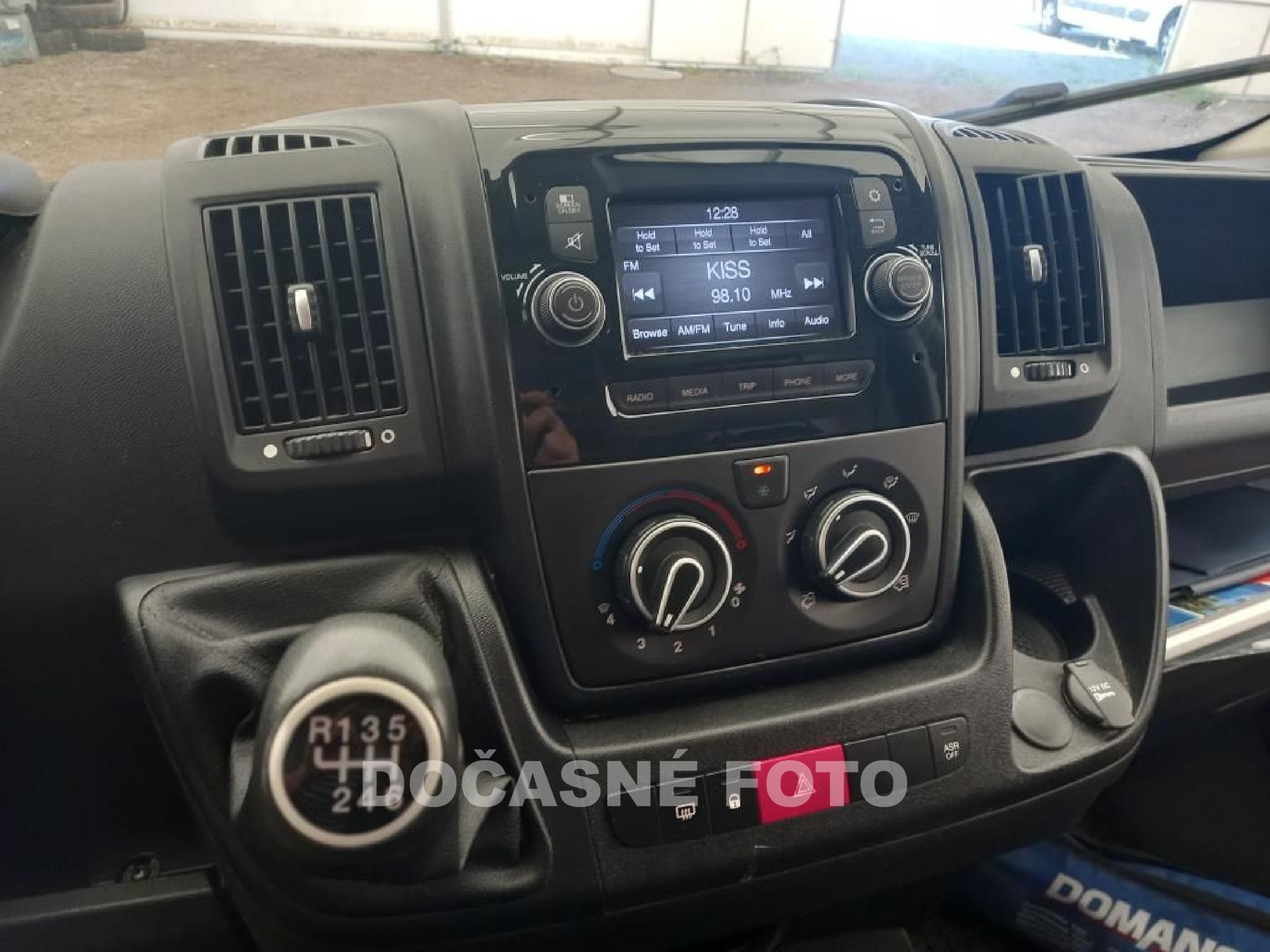 Peugeot Boxer, 2019 - pohled č. 4