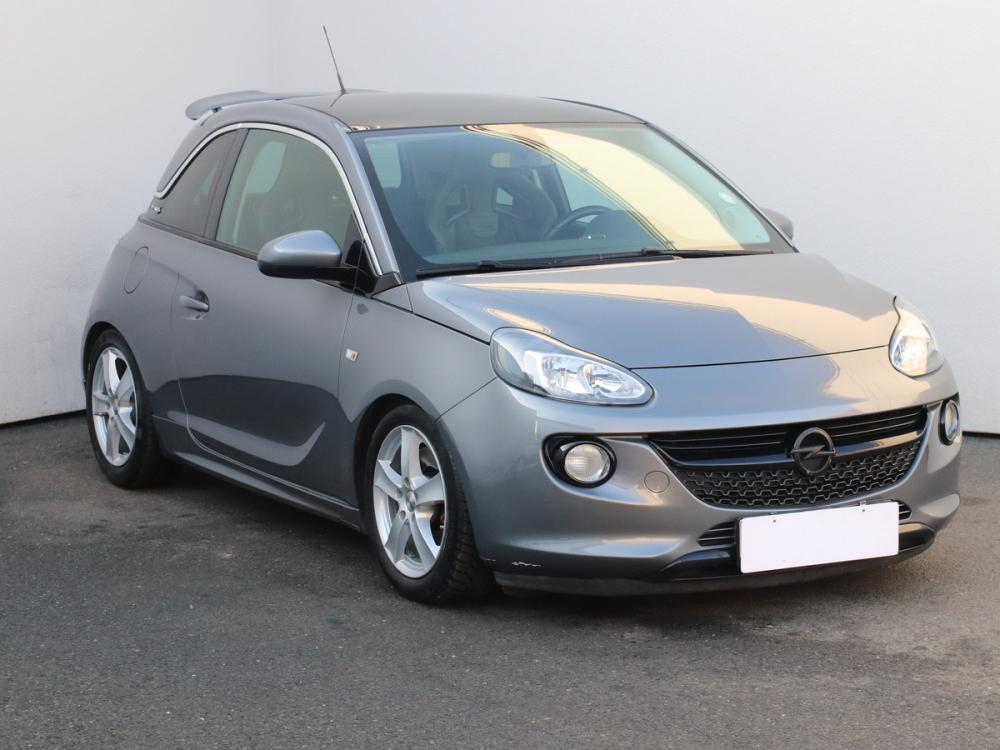 Opel Adam, 2015