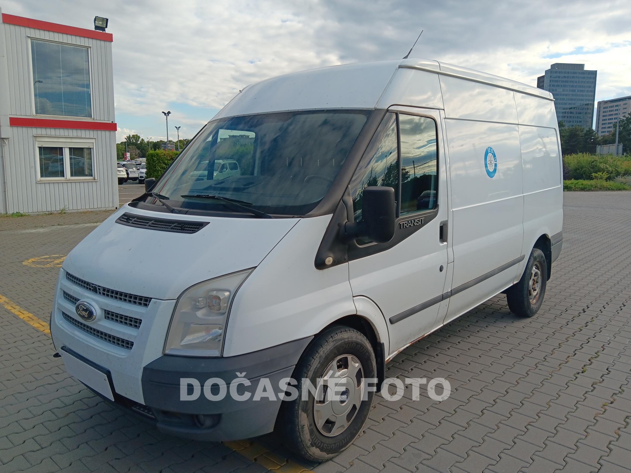 Ford Transit, 2014 - pohled č. 1