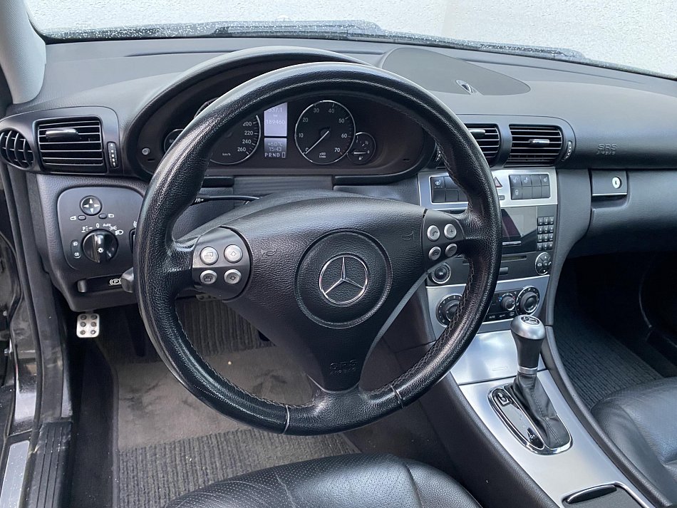 Mercedes-Benz Třída C 1.8i Avantgarde 230K