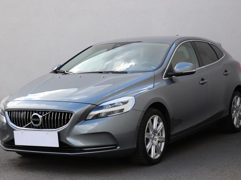 Volvo V40 1.0D 