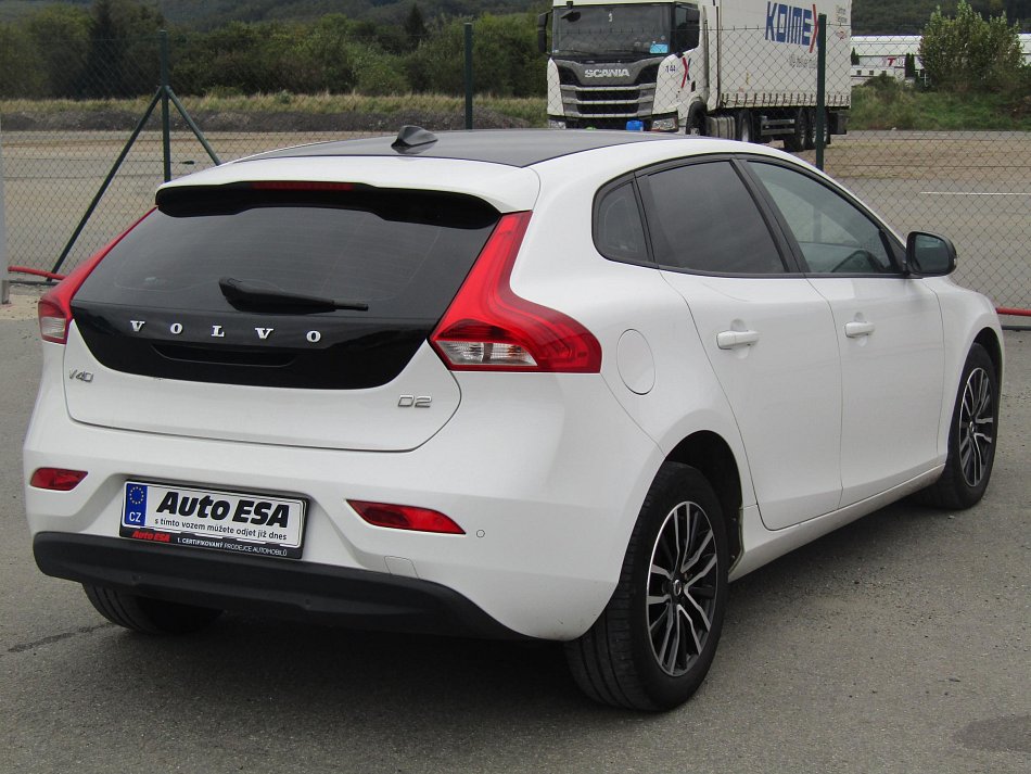 Volvo V40 2.0D 