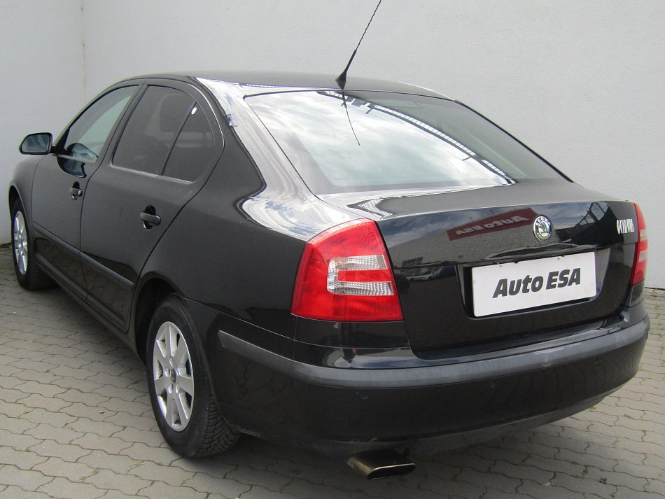 Škoda Octavia II 1.6i Ambiente