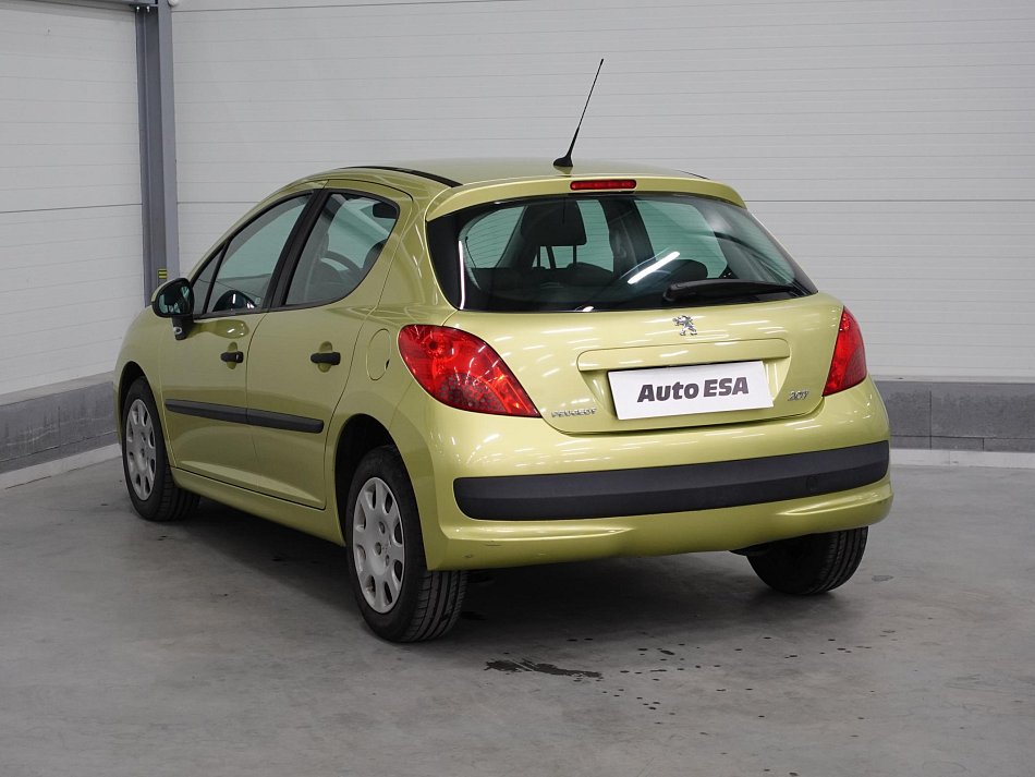 Peugeot 207 1.4i 