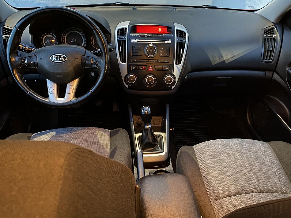 Kia Ceed 1.6 CRDi 