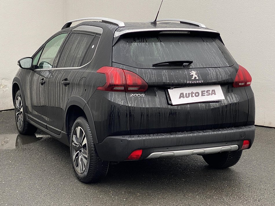 Peugeot 2008 1.2 PT Allure