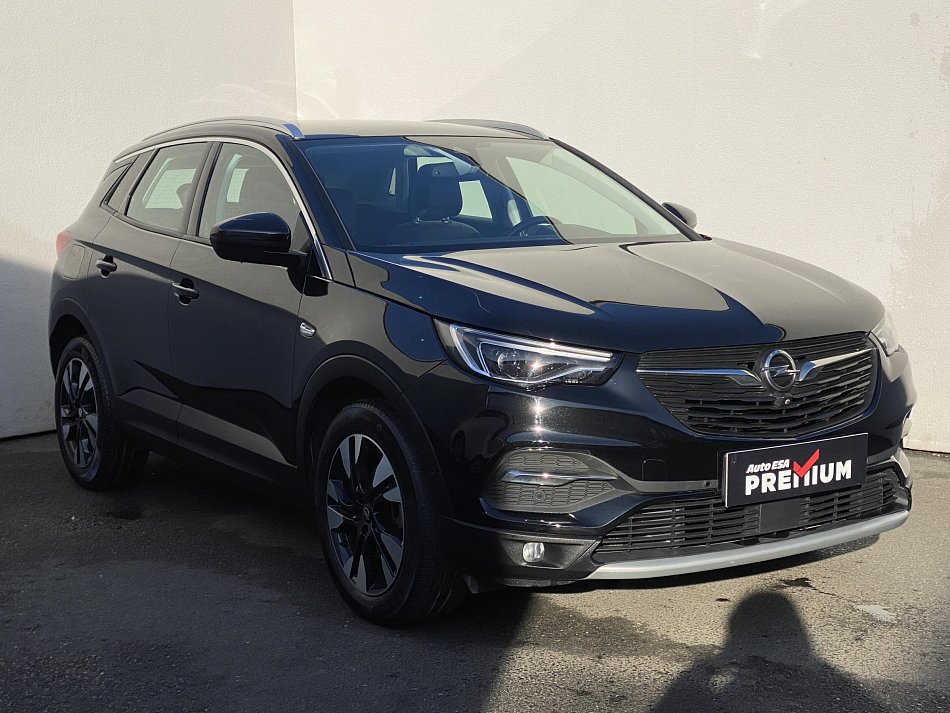 Opel Grandland X 1.2T Elegance