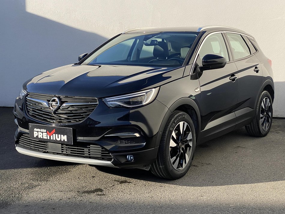 Opel Grandland X 1.2T Elegance