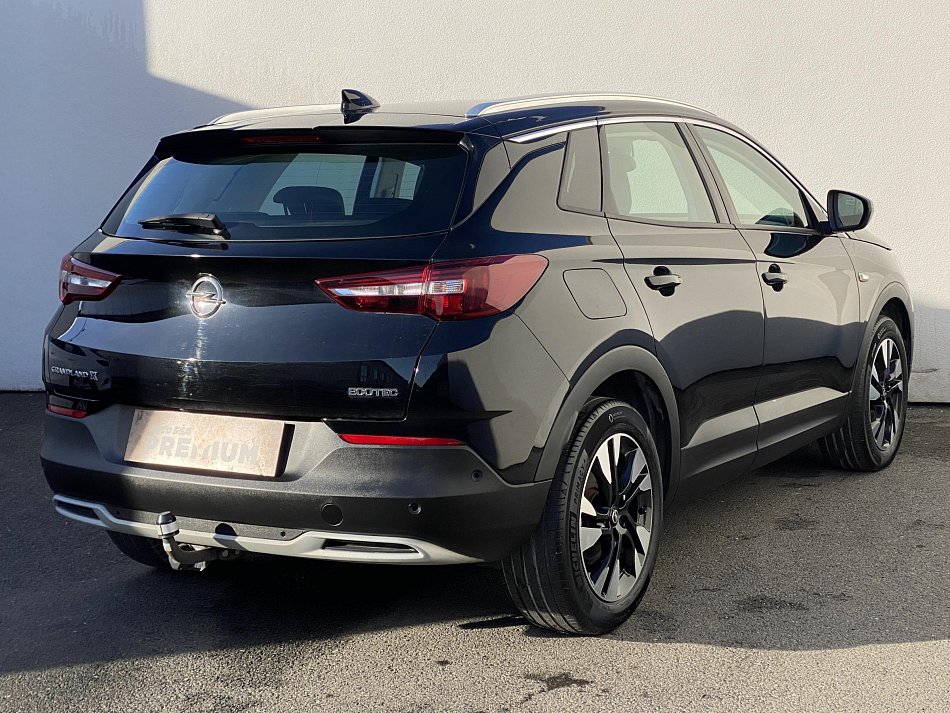 Opel Grandland X 1.2T Elegance