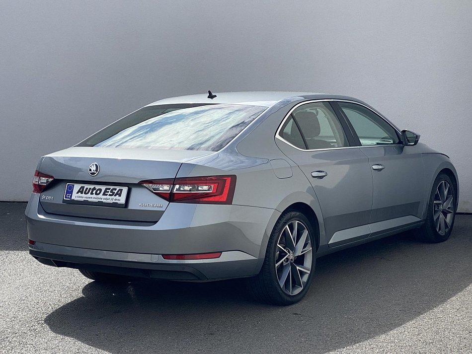 Škoda Superb III 1.8 TSI Ambition