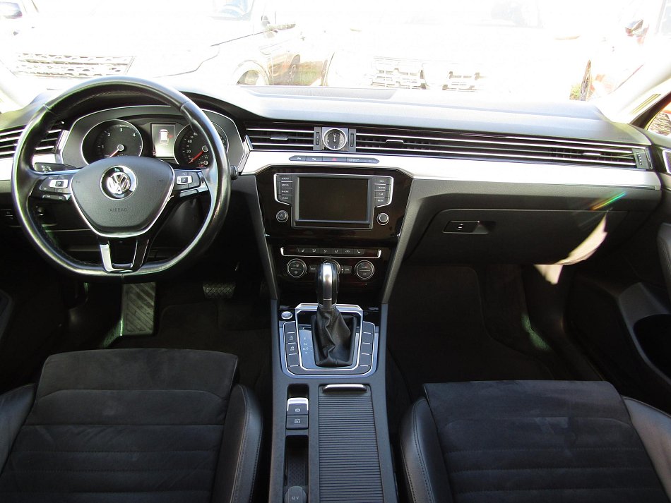 Volkswagen Passat 2.0 TDi 