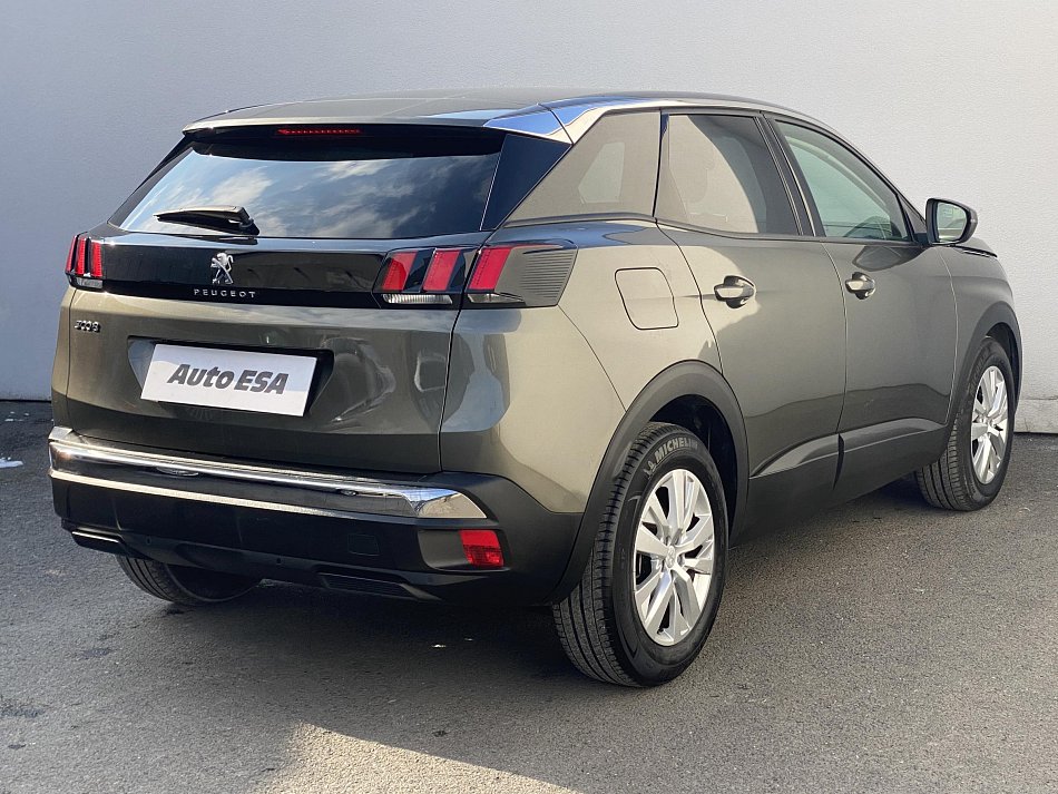 Peugeot 3008 1.5 HDi Active