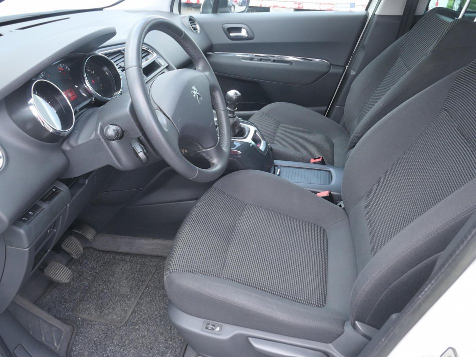 Peugeot 5008 1.6HDI 