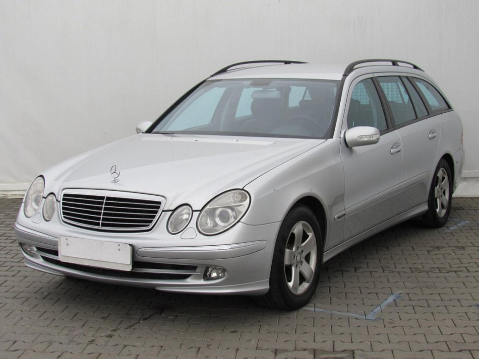 Mercedes-Benz Třída E 2.2 CDi Elegance E220