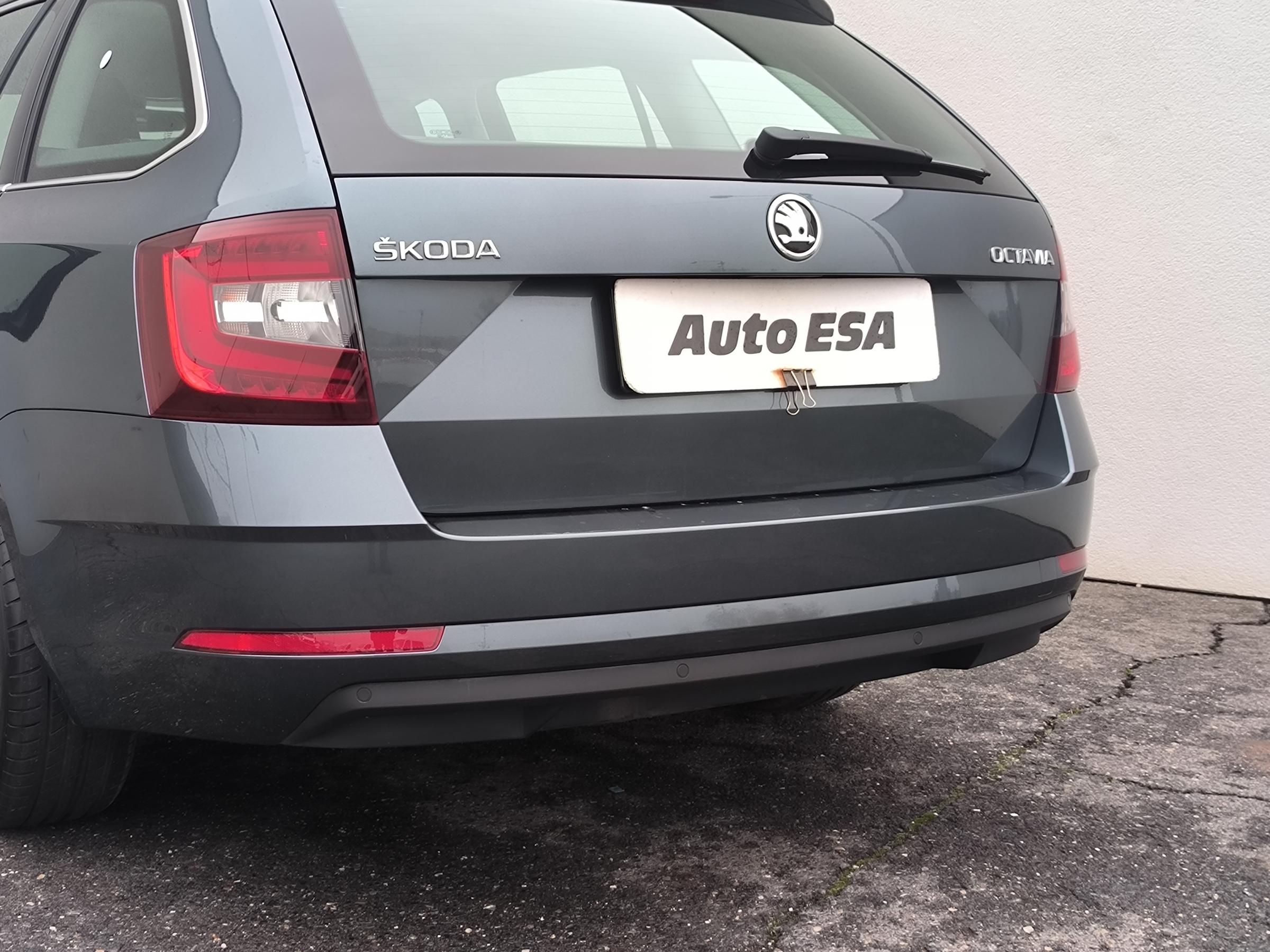 Škoda Octavia III, 2018 - pohled č. 22