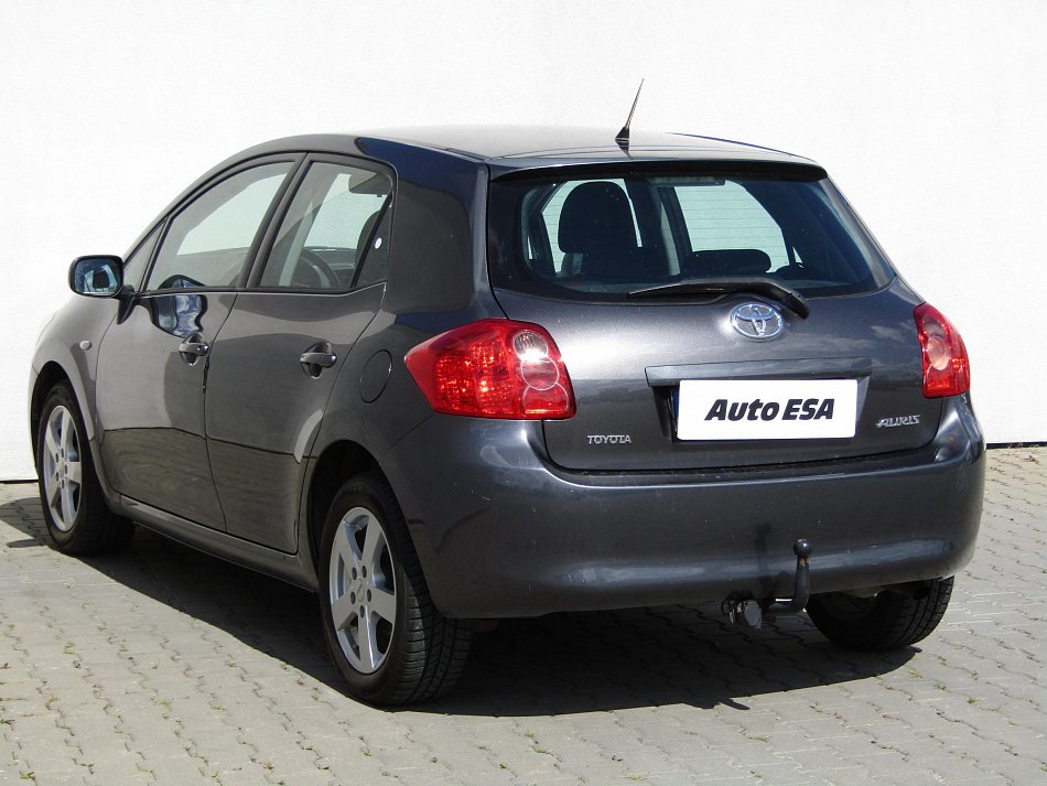 Toyota Auris 1.6 i-VTEC 