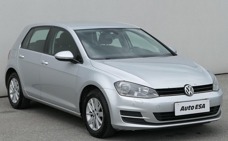 Volkswagen Golf 1.6 TDi 