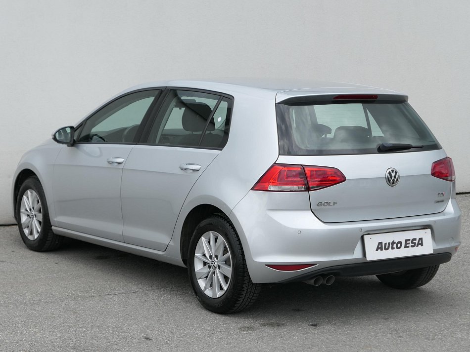 Volkswagen Golf 1.6 TDi 