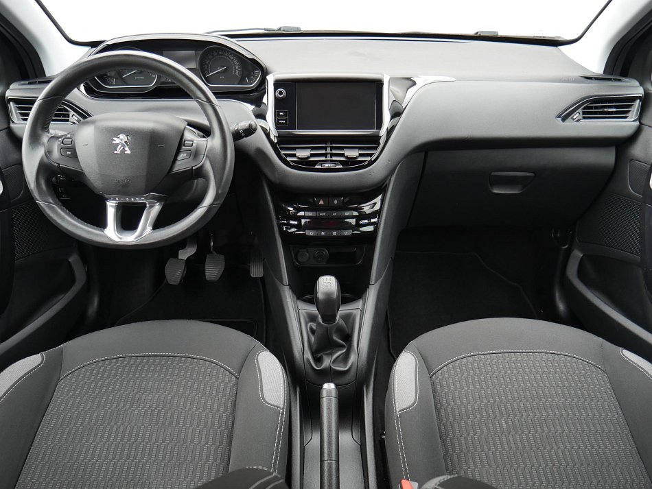 Peugeot 208 1.6HDi 