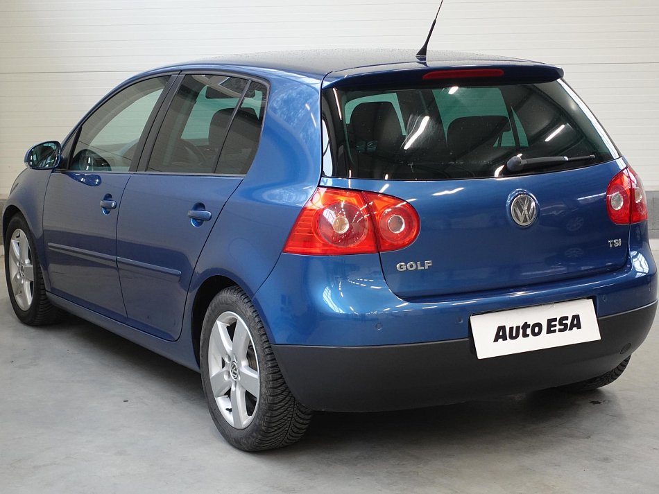 Volkswagen Golf 1.4TSI 