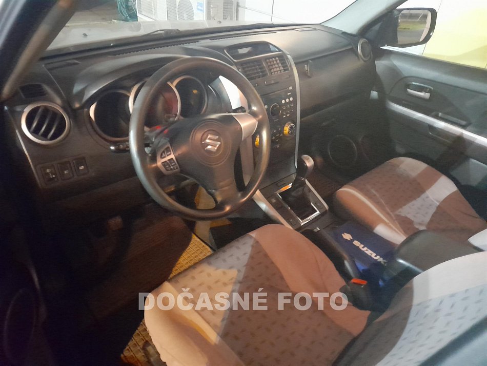 Suzuki Grand Vitara 2.0 i  4x4