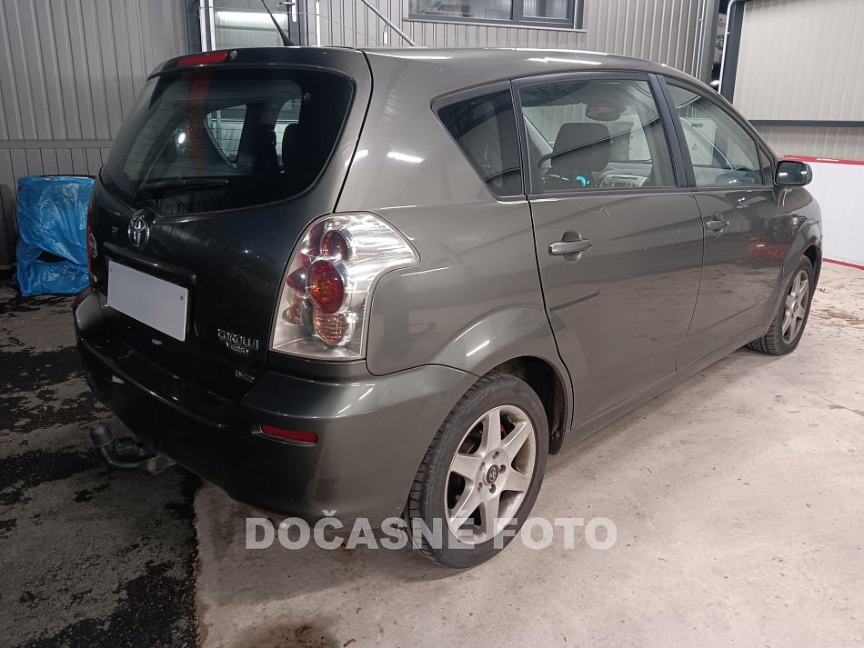 Toyota Corolla Verso 2.2 d 