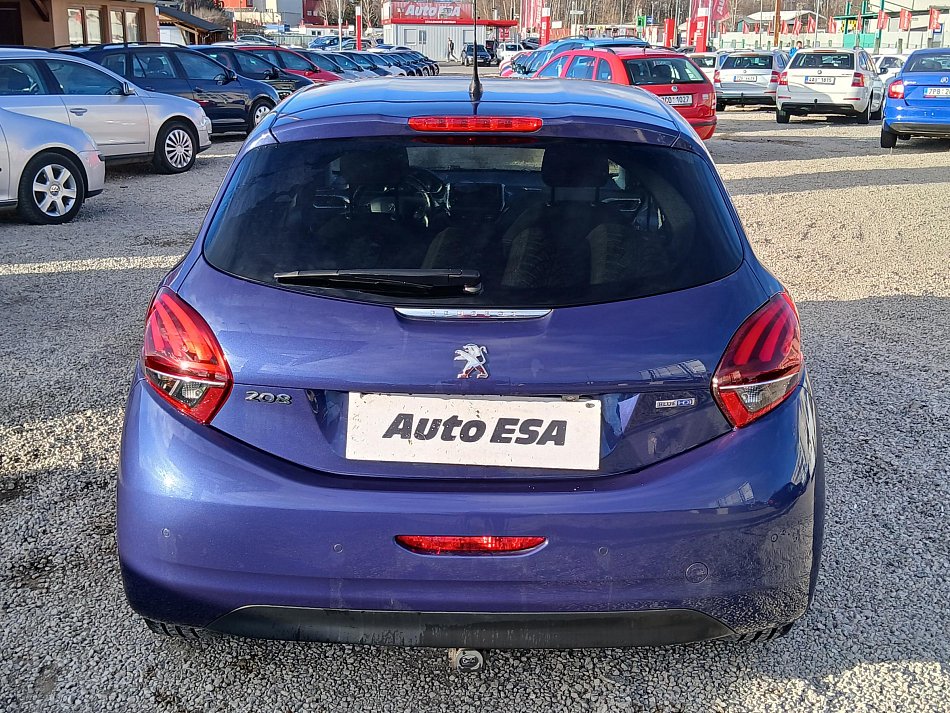 Peugeot 208 1.6 HDi 