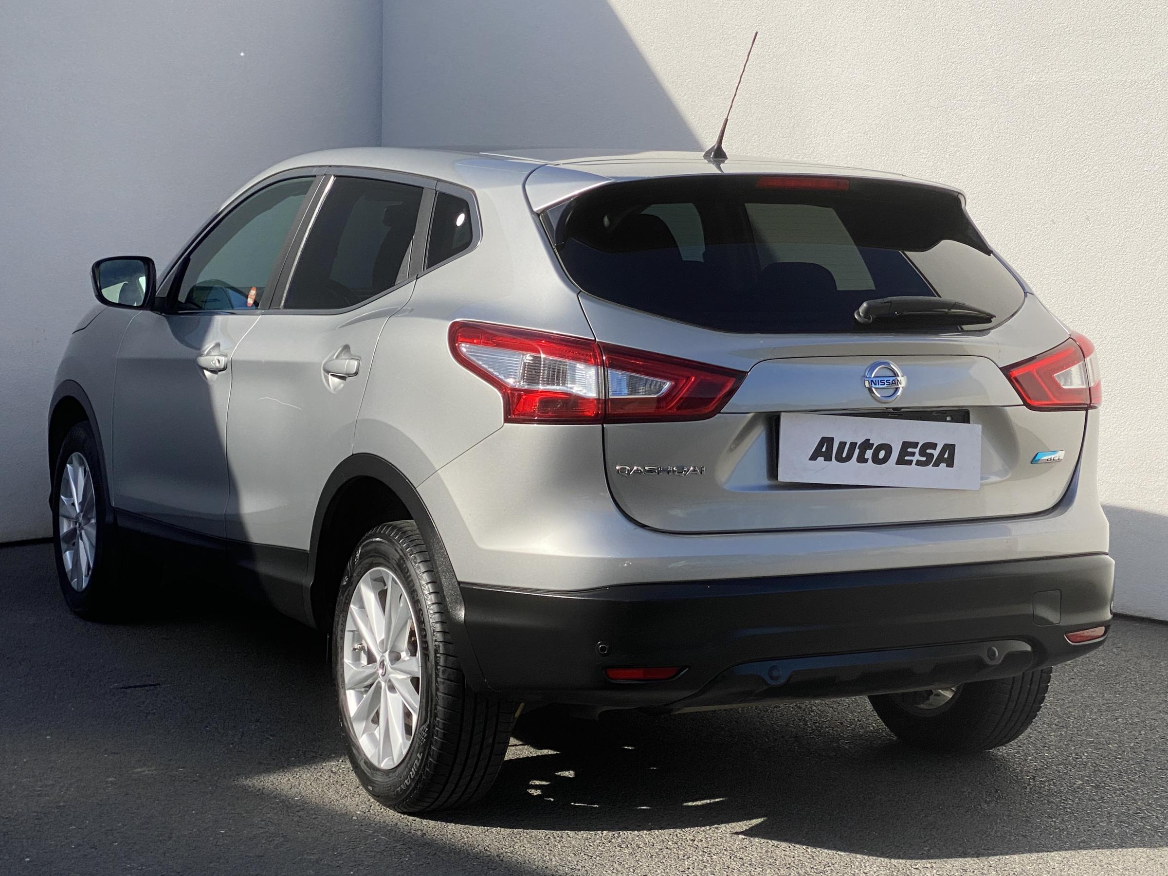 Nissan Qashqai, 2015 - pohled č. 6