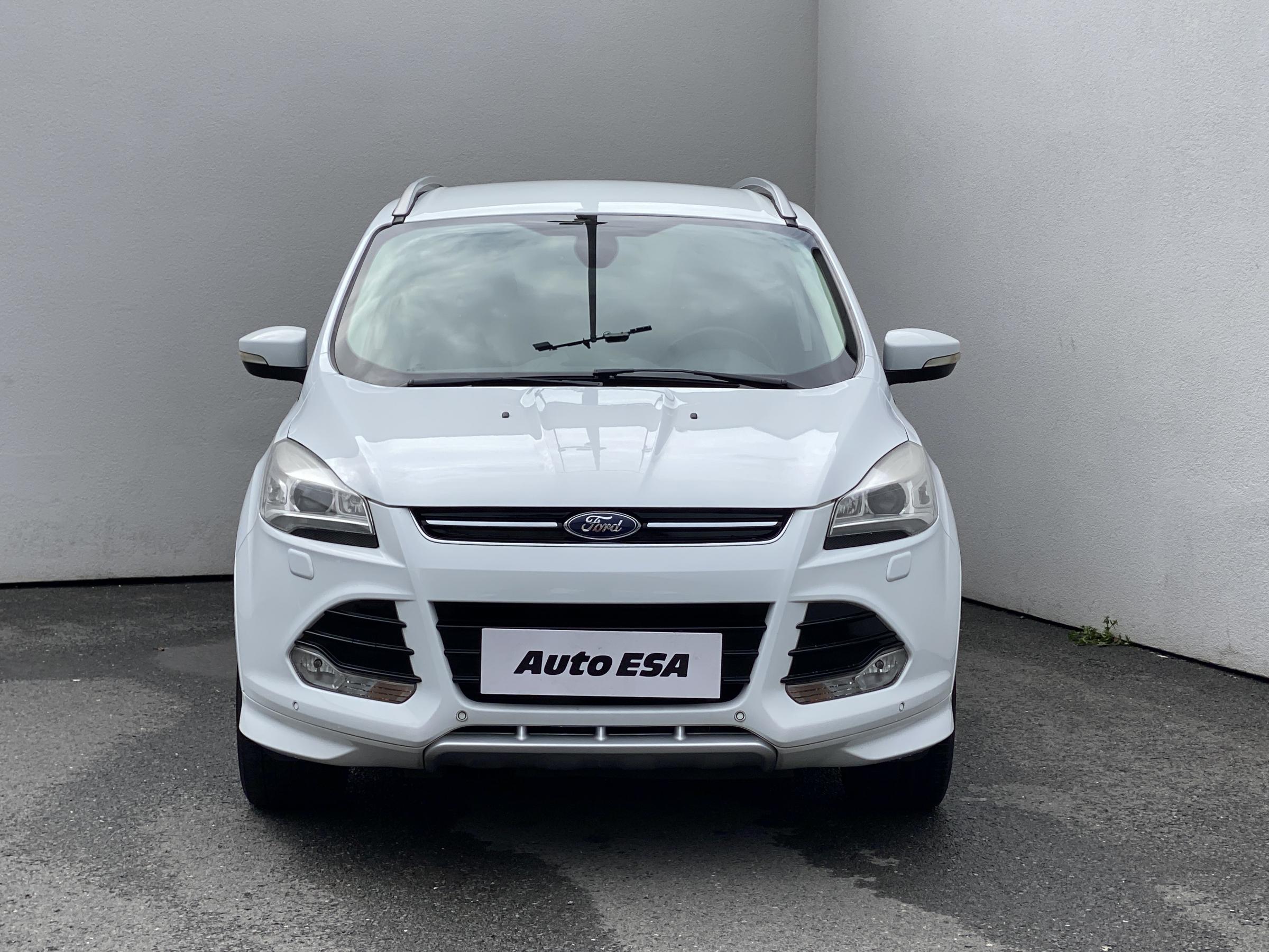 Ford Kuga, 2014 - pohled č. 2