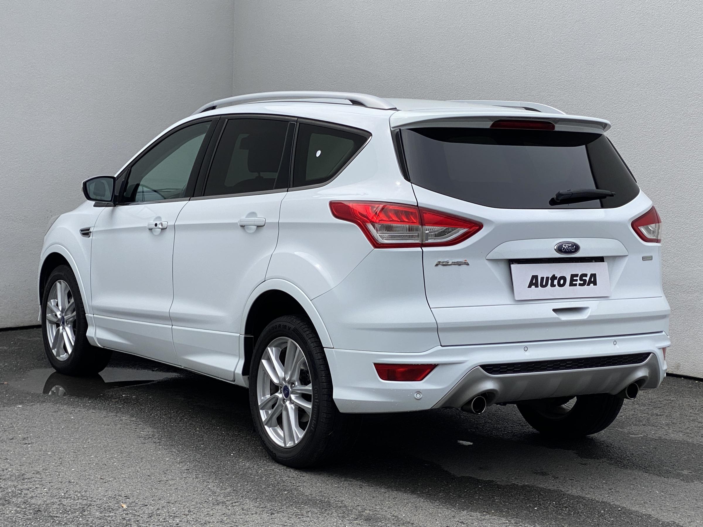 Ford Kuga, 2014 - pohled č. 6