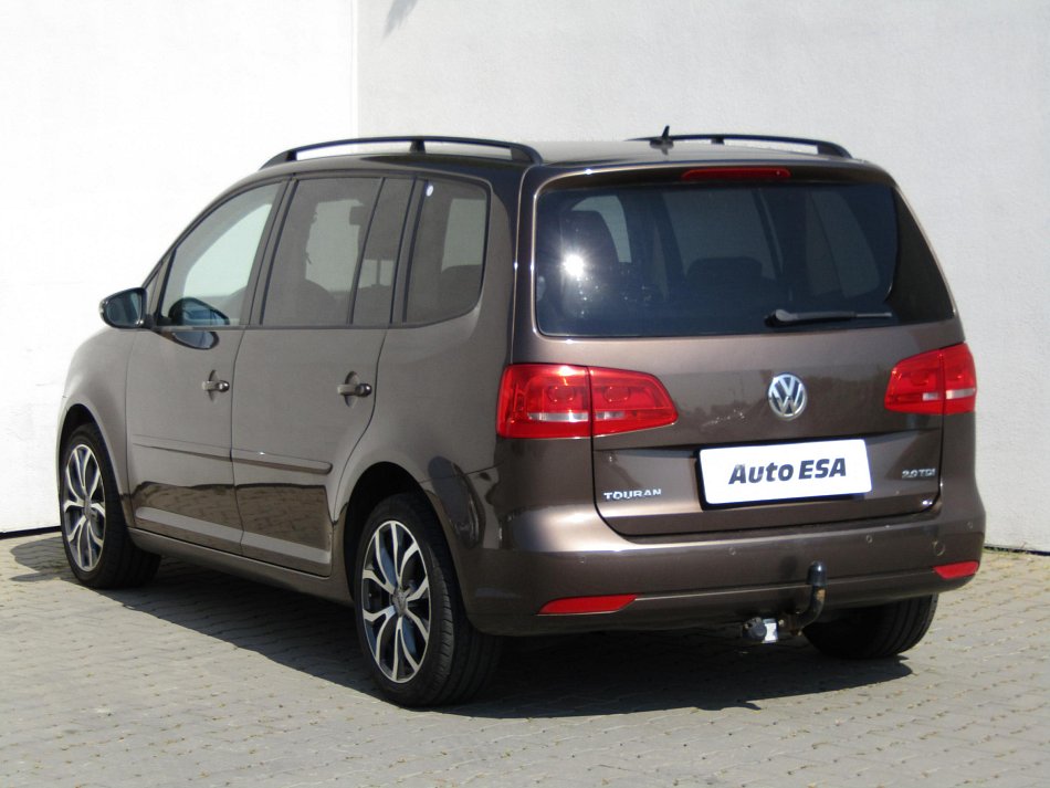 Volkswagen Touran 2.0 TDi 