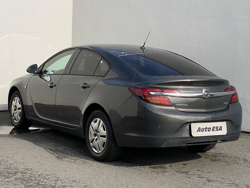 Opel Insignia 1.6 CDTi 