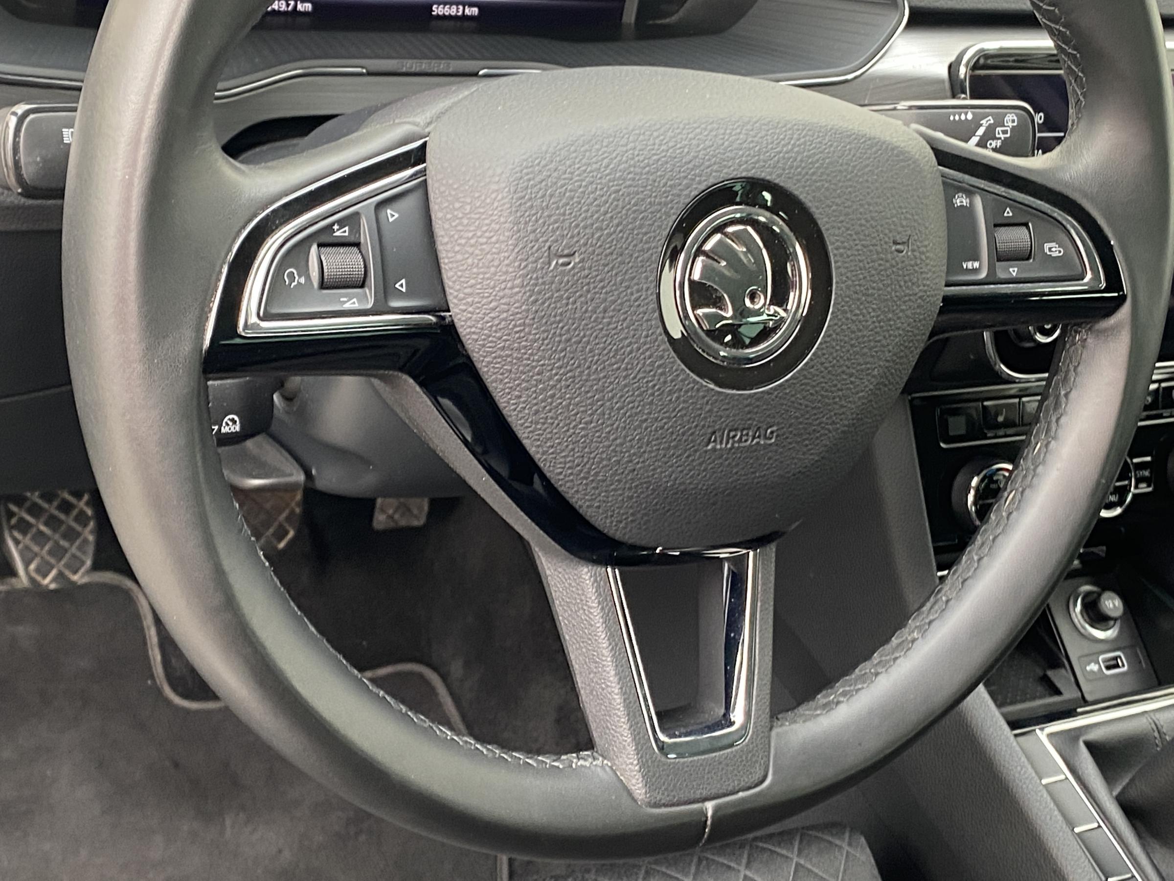 Škoda Superb III, 2019 - pohled č. 17