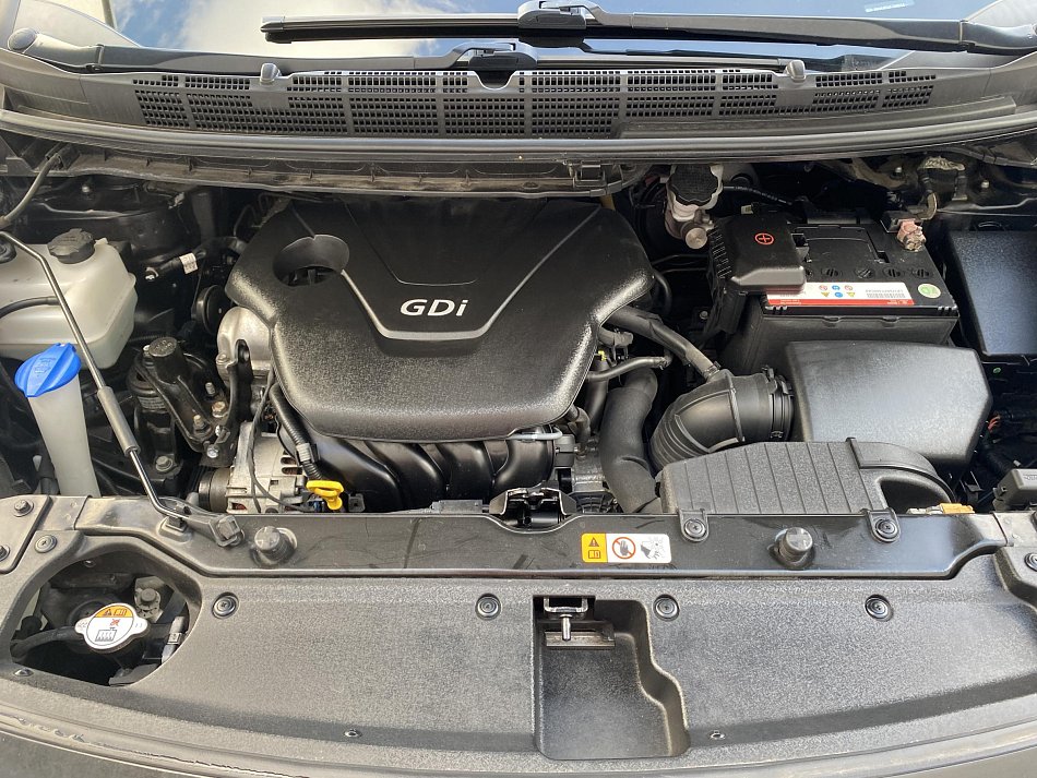 Kia Carens 1.6 GDi 