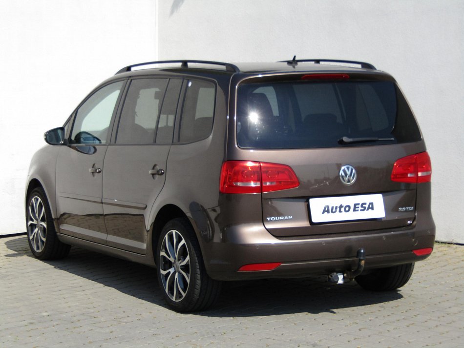 Volkswagen Touran 2.0 TDi 