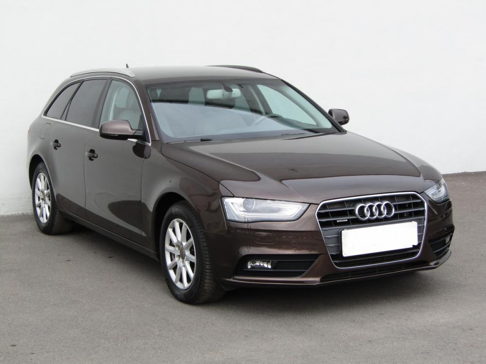 Audi A4, 2015