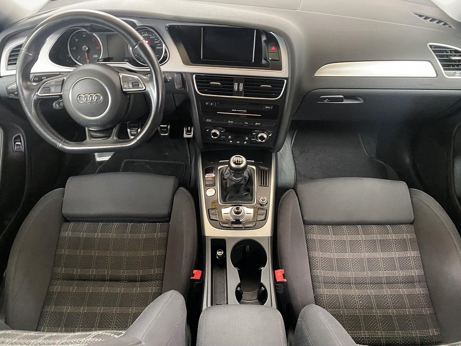 Audi A4 2.0 TDi 