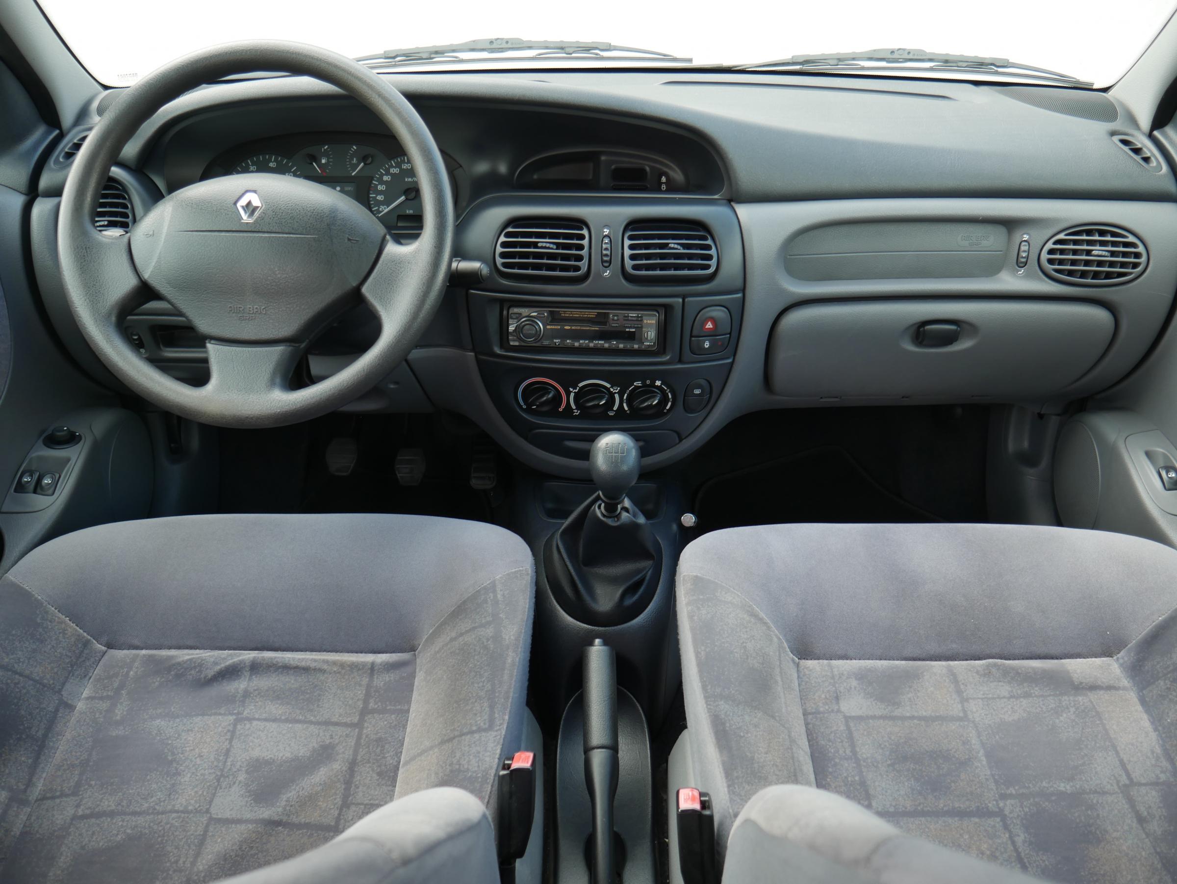 Renault Mégane, 1999 - pohled č. 9