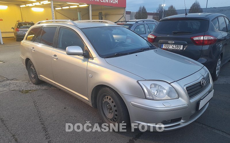 Toyota Avensis 2.0 i 